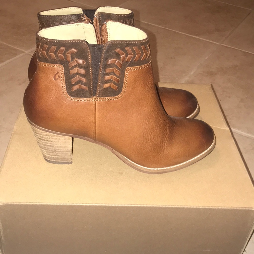 OluKai Booties